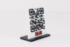 Табличка з qr-кодом для вашого бізнесу чи дому